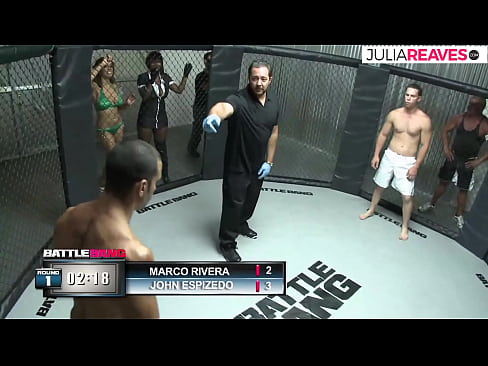 ❤️ Ultimate Fighter fickt ein Nummerngirl direkt nach einem Kampf im Ring ☑ Homemade porn bei uns ❌